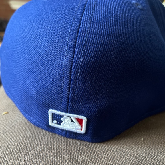 LA Dodgers Fitted Cap (7 3/4) - Picture 3 of 5